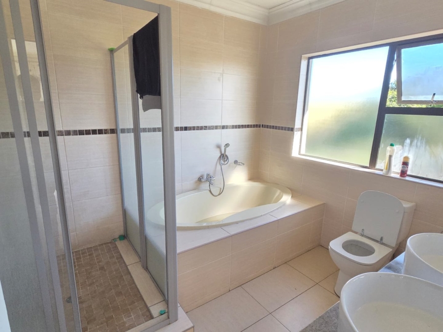 4 Bedroom Property for Sale in Shellyvale Free State